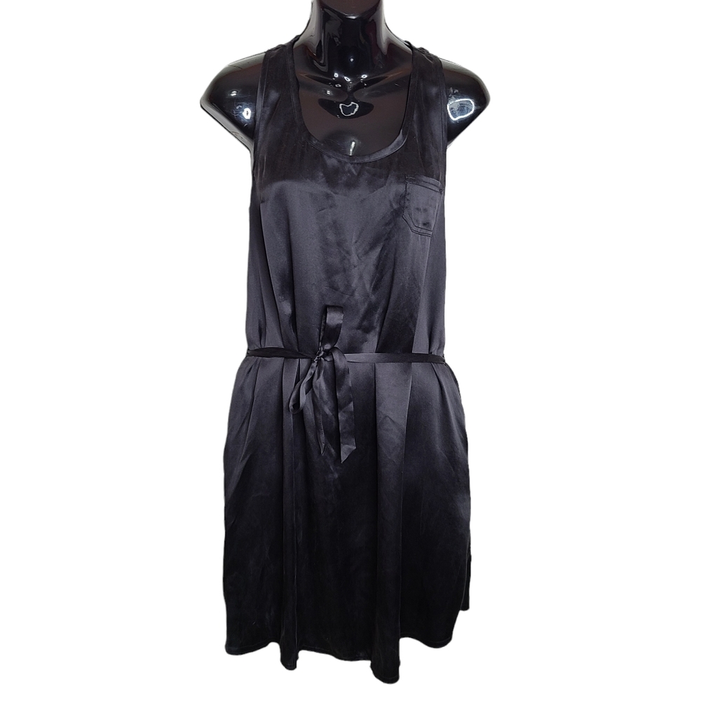 Primary Black Side Zip Tie Waist Silk Dress NWT Size Medium